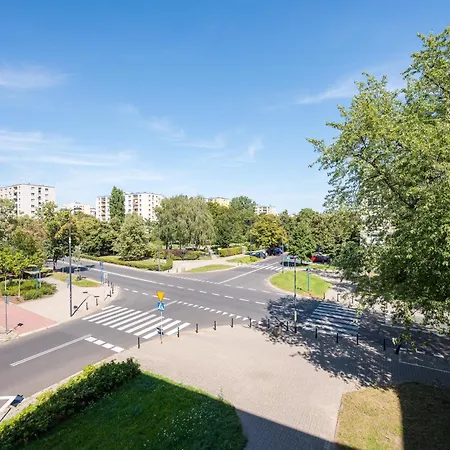 Apartamento Dzielna Comfort By Bookinghost