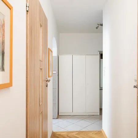 Apartment Dzielna Comfort By Bookinghost *
